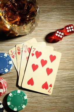 buahtogel app installation dialog on Android showing download and install prompts